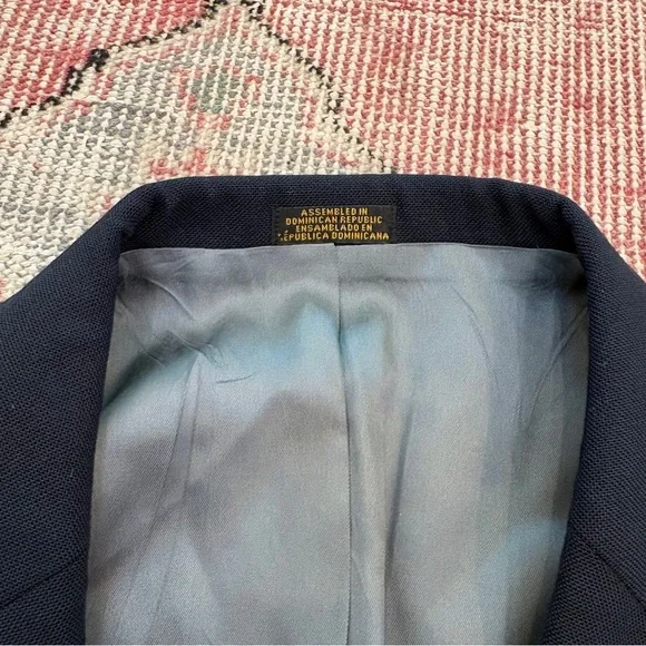 Stafford 44R Mens Navy Blue Blazer Sport Coat Gold Buttons Wool Blend - Picture 3 of 9